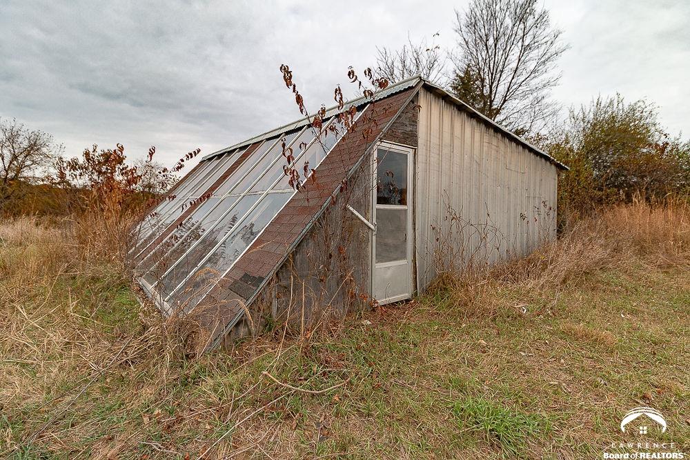 25139 Hemphill Road Lawrence, KS 66044 - Photo 36 of 50