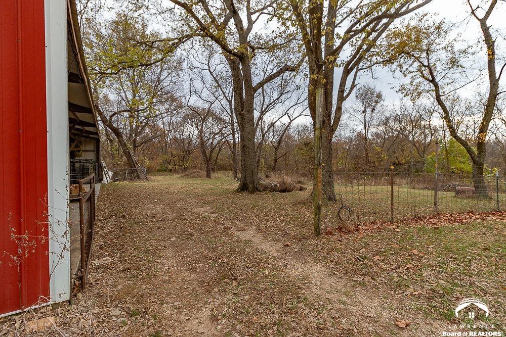 25139 Hemphill Road Lawrence, KS 66044 - Photo 39 of 50