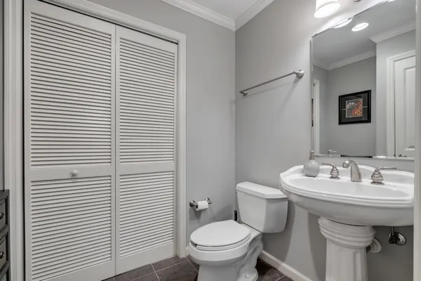 $309,000 | 121 North Monroe Street, Unit 9003, Tallahassee, FL 32301