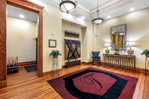 $309,000 | 121 North Monroe Street, Unit 9003, Tallahassee, FL 32301