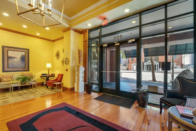 $309,000 | 121 North Monroe Street, Unit 9003, Tallahassee, FL 32301