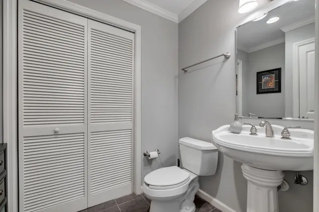 $309,000 | 121 North Monroe Street, Unit 9003, Tallahassee, FL 32301