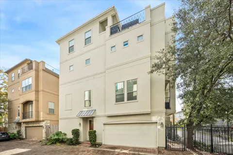 $465,000 | 1020 Wagner Street, Houston, TX 77007