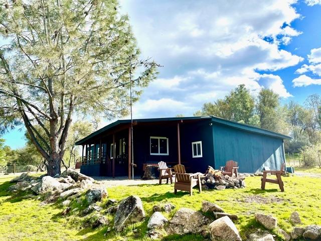 35018 Wells Road Coarsegold, CA 93614 - Photo 1 of 27 Gallery Image 1