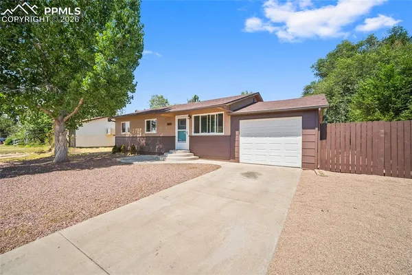 $323,500 | 323 Mt View Lane, Fountain, CO 80817