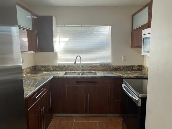 $3,948 | 20682 Northwest 38th Avenue, Unit 20682, Miami Gardens, FL 33055