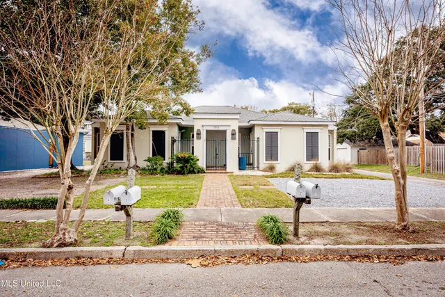 $1,850 | 1916 2nd Street, Unit 2, Gulfport, MS 39501