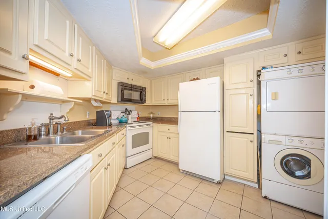 $1,850 | 1916 2nd Street, Unit 2, Gulfport, MS 39501