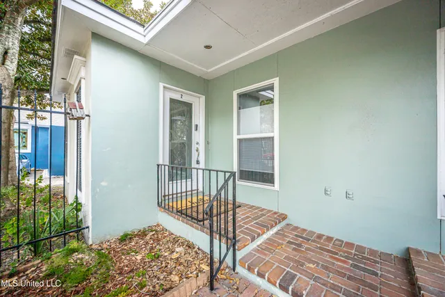 $1,850 | 1916 2nd Street, Unit 2, Gulfport, MS 39501