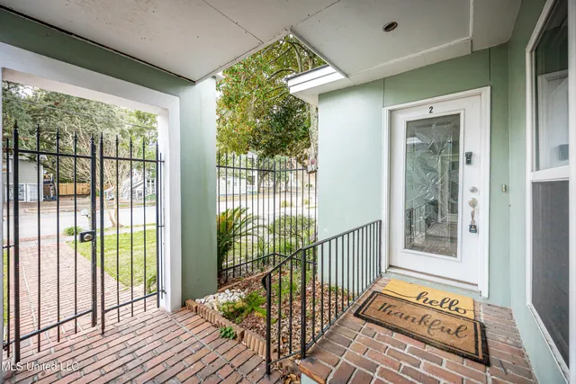 $1,850 | 1916 2nd Street, Unit 2, Gulfport, MS 39501