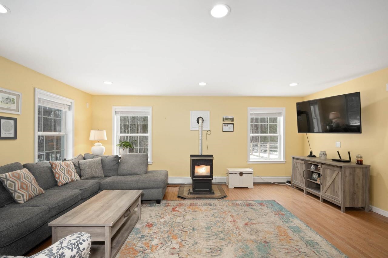 538 Lovejoy Road Lempster, NH 03605 - Photo 7 of 31