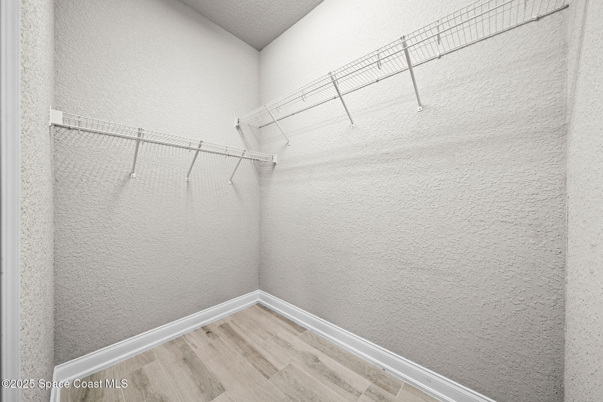 4455 Negal Circle Melbourne, FL 32901 - Photo 20 of 34 17-web-or-mls-4455-negal-cir