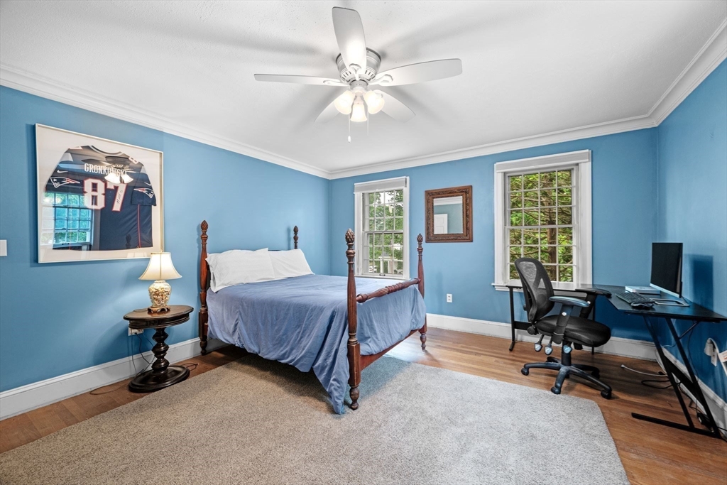 12 Robert Road Marblehead, MA 01945 - Photo 18 of 29 Gallery Image 18