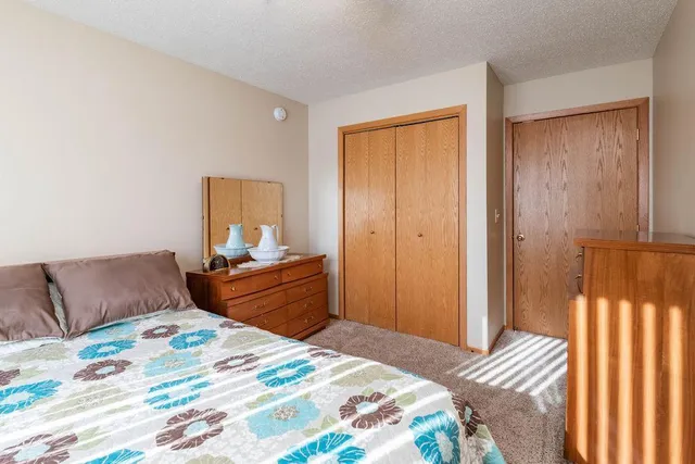 $349,900 | 1409 Heatherwood Court, West Fargo, ND 58078