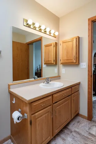 $349,900 | 1409 Heatherwood Court, West Fargo, ND 58078