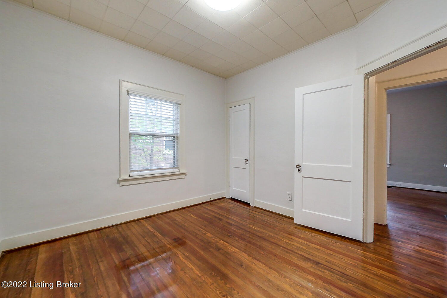 214 Fairlawn Road Louisville, KY 40207 - Photo 29 of 62 28-214-29