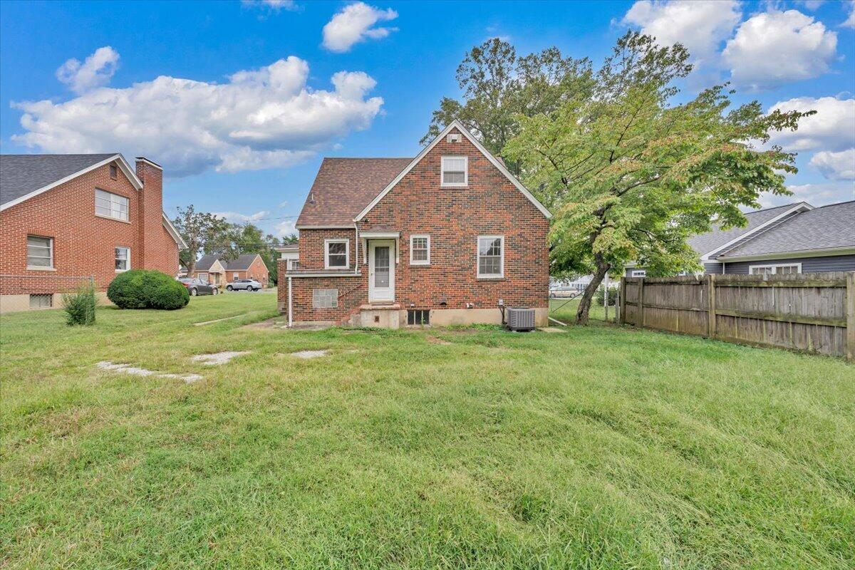 408 Liberty Road Northeast Roanoke, VA 24012 - Photo 29 of 37 31-MIB04260