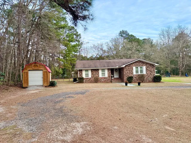 $460,000 | 125 Atkinson Lane, Bonneau, SC 29431