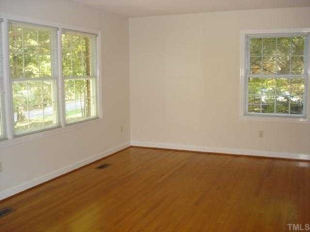 2909 Harriman Road Durham, NC 27705 - Photo 6 of 12 Living Room