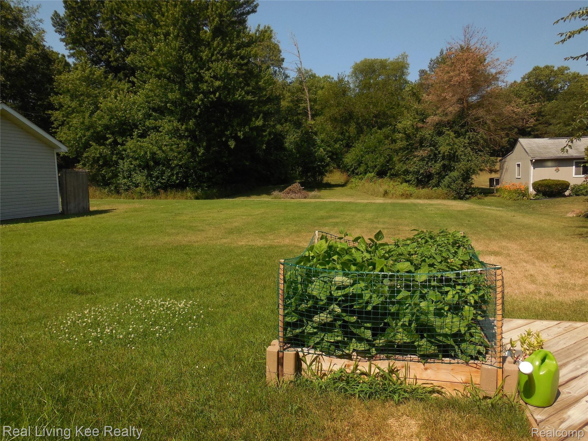 3750 Rohr Road Lake Orion, MI 48359 - Photo 33 of 34 BD4A66F3-C821-467D-98A5-F495B26357D4.jpeg