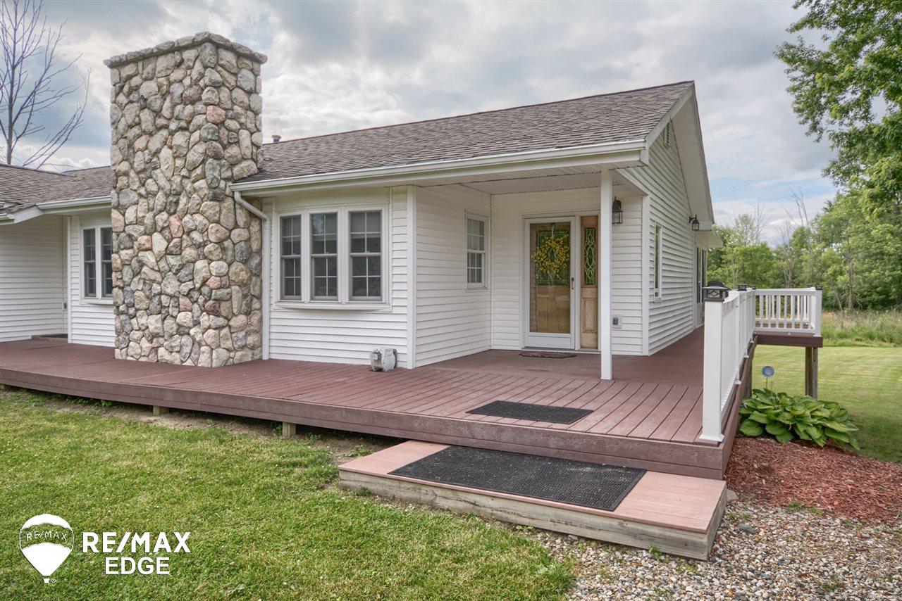 5014 Genesee Road Lapeer, MI 48446 - Photo 12 of 54