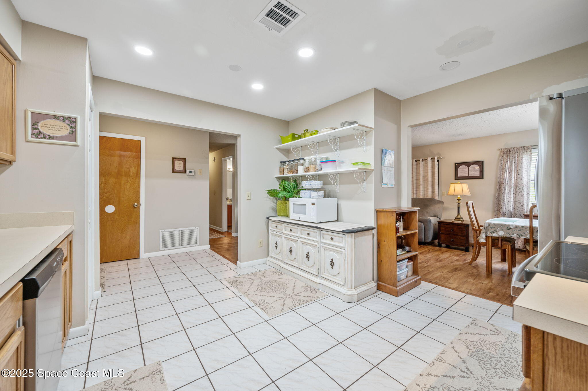 1937 Exeter Drive Cocoa, FL 32922 - Photo 16 of 33 19-web-or-mls-DSC_3777