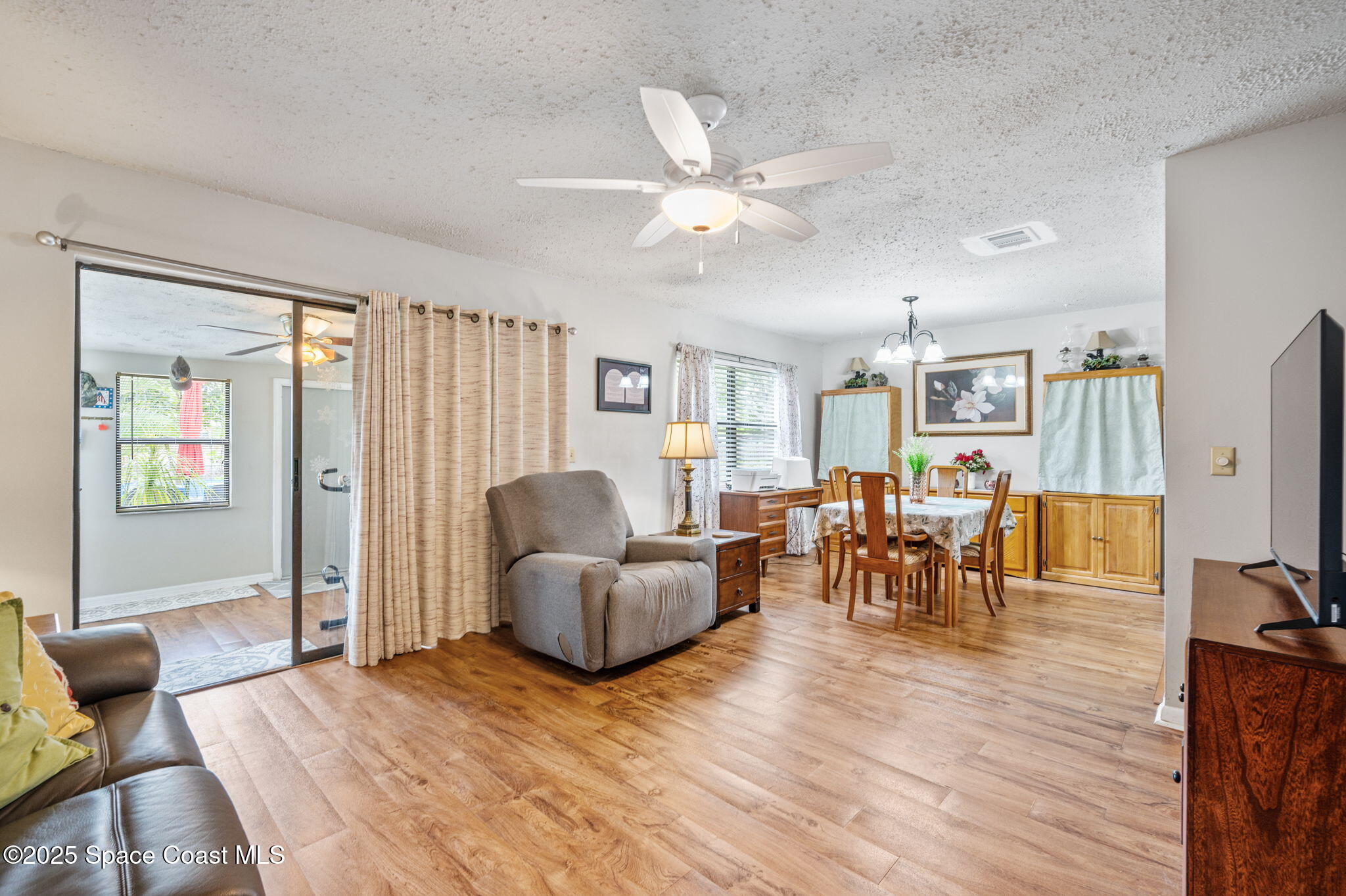 1937 Exeter Drive Cocoa, FL 32922 - Photo 20 of 33 24-web-or-mls-DSC_3794