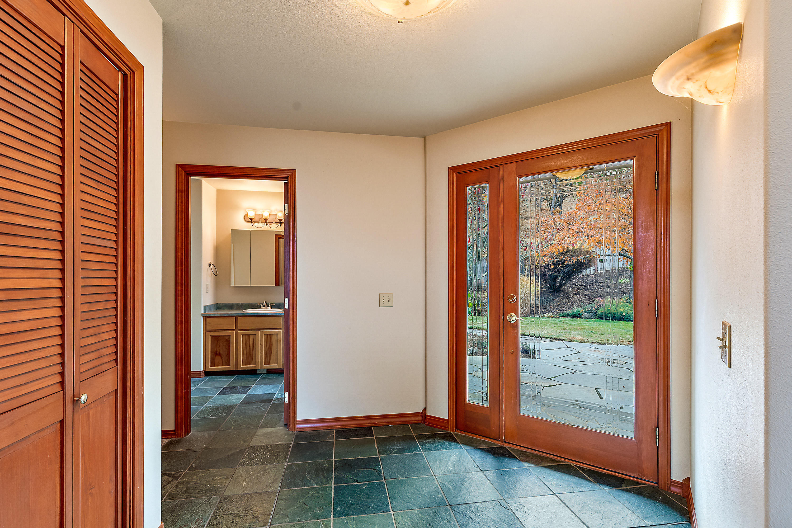 2543 Pioneer Road Talent, OR 97540 - Photo 20 of 45 53_PR_53
