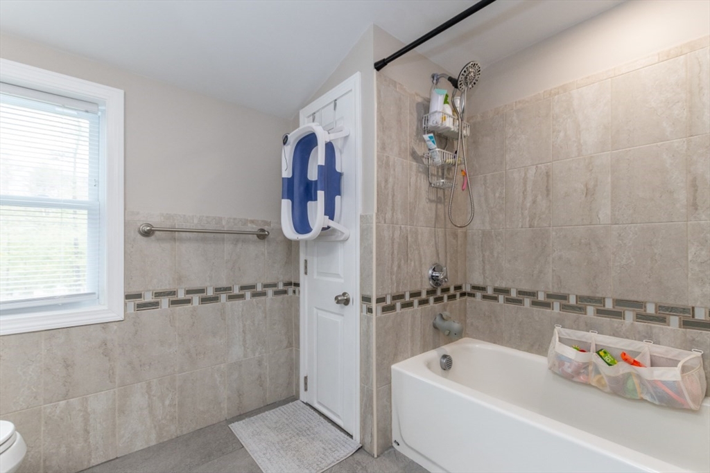 2 Ash Road Norfolk, MA 02056 - Photo 19 of 34