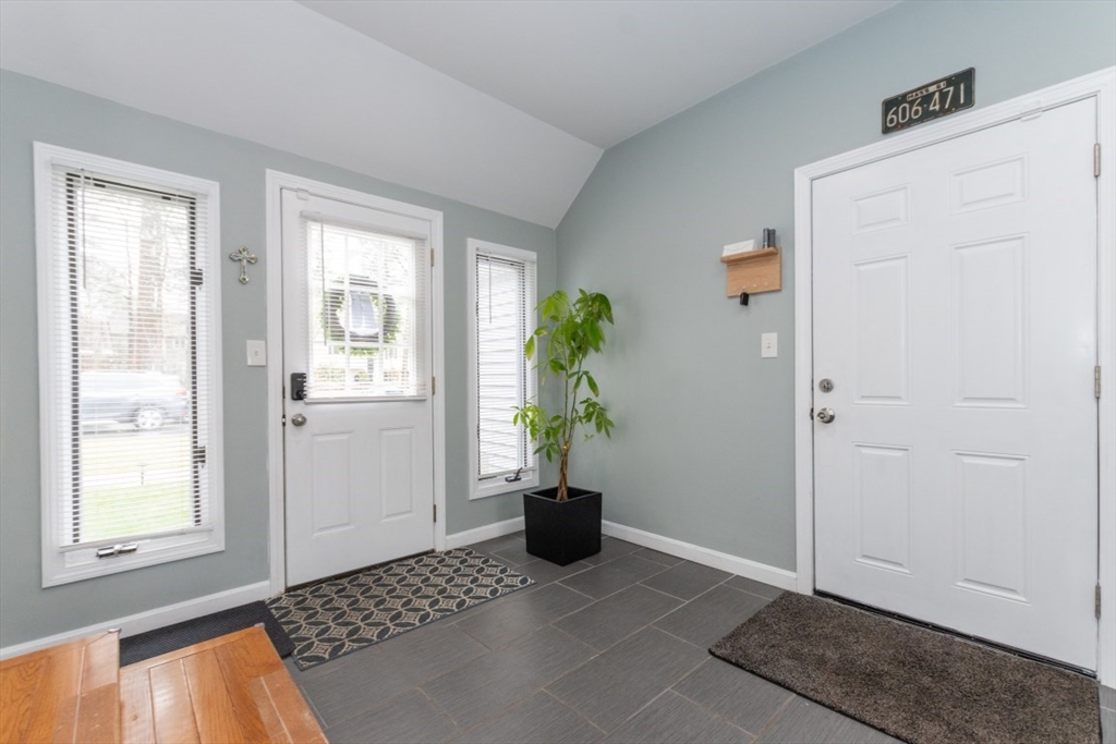 2 Ash Road Norfolk, MA 02056 - Photo 2 of 34