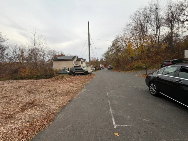 $62,000 | Lonsdale Street, Waterbury, CT 06704