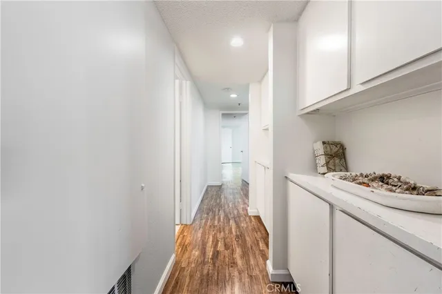 $999,999 | 16255 Pacific Circle, Unit 106, Huntington Beach, CA 92649