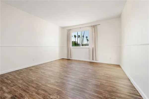 $975,000 | 16255 Pacific Circle, Unit 106, Huntington Beach, CA 92649