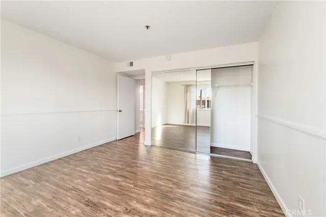 $999,999 | 16255 Pacific Circle, Unit 106, Huntington Beach, CA 92649