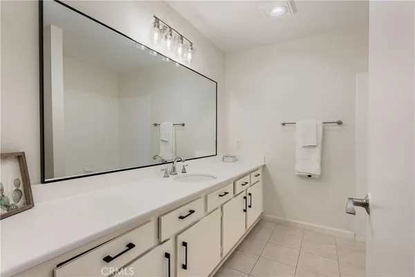 $975,000 | 16255 Pacific Circle, Unit 106, Huntington Beach, CA 92649