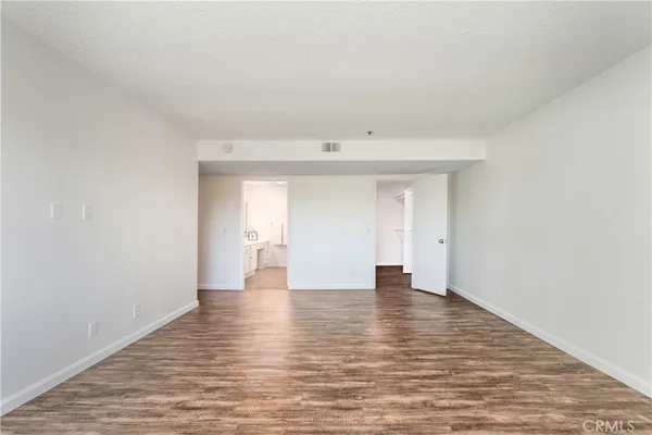 $975,000 | 16255 Pacific Circle, Unit 106, Huntington Beach, CA 92649