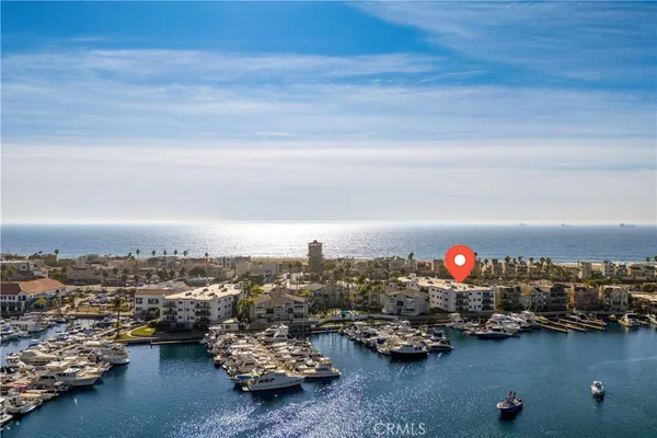 $975,000 | 16255 Pacific Circle, Unit 106, Huntington Beach, CA 92649