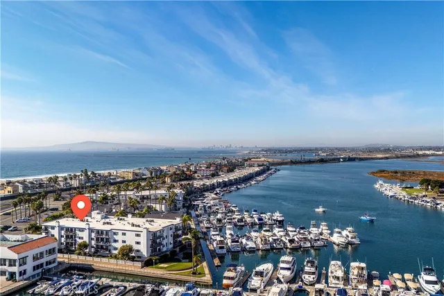 $999,999 | 16255 Pacific Circle, Unit 106, Huntington Beach, CA 92649