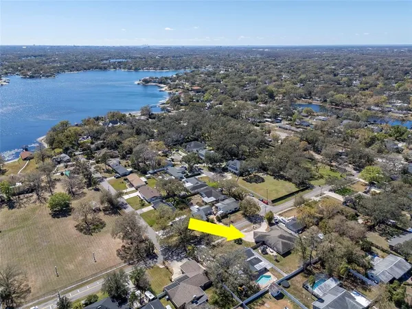 $580,000 | 2535 Lake Ellen Drive, Tampa, FL 33618