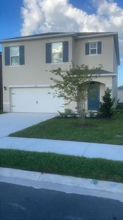 $2,500 | 3412 Costello Circle, Winter Haven, FL 33884
