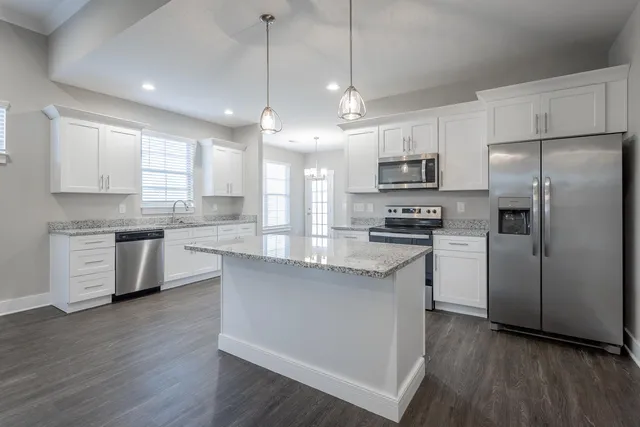 $2,700 | 8185 Double Eagle Court, Ooltewah, TN 37363