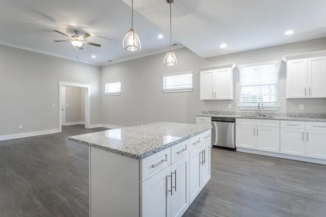 $2,700 | 8185 Double Eagle Court, Ooltewah, TN 37363