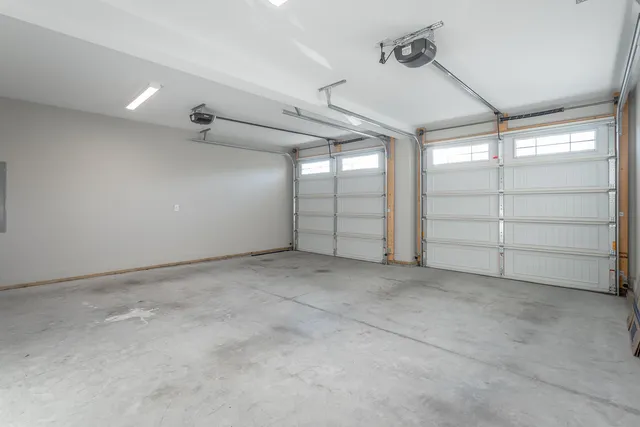 $2,700 | 8185 Double Eagle Court, Ooltewah, TN 37363