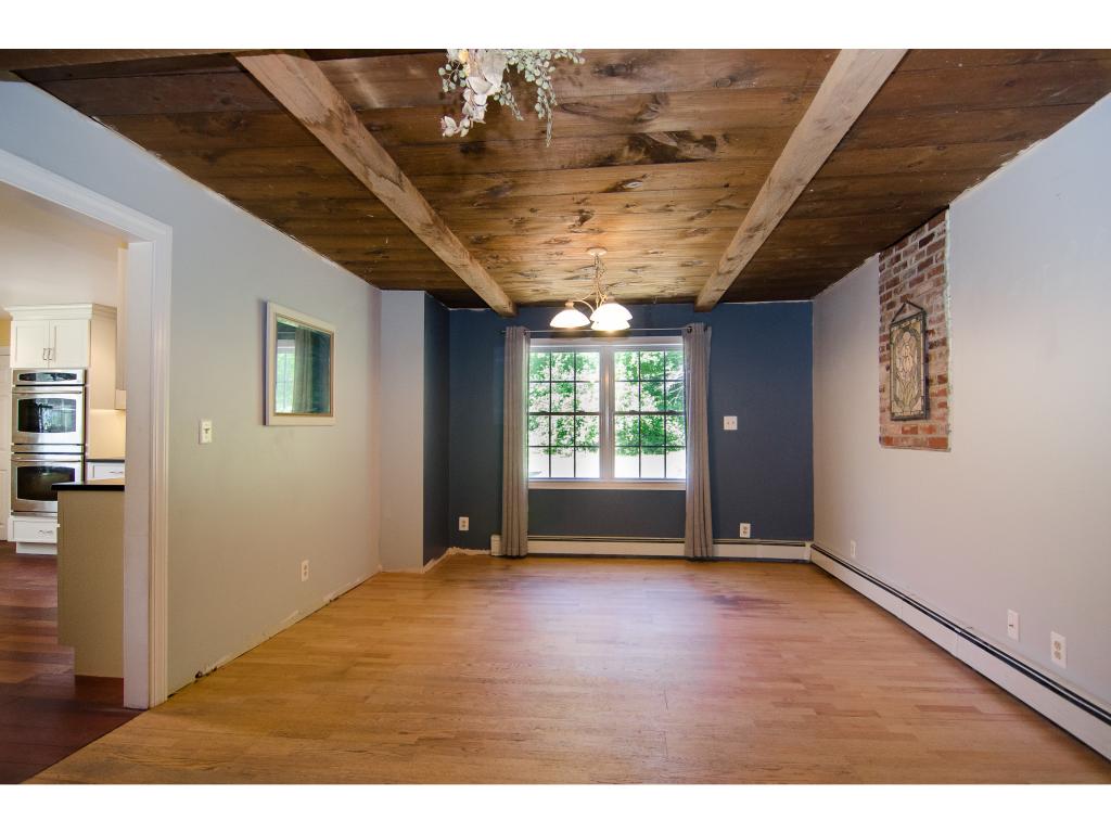 397 Island Pond Road Derry, NH 03038 - Photo 11 of 35