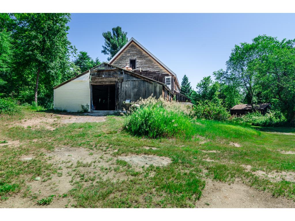 397 Island Pond Road Derry, NH 03038 - Photo 26 of 35