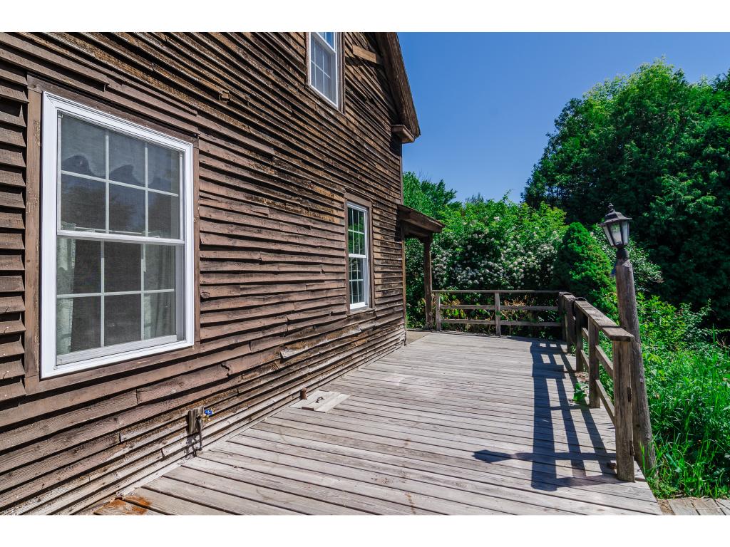 397 Island Pond Road Derry, NH 03038 - Photo 6 of 35