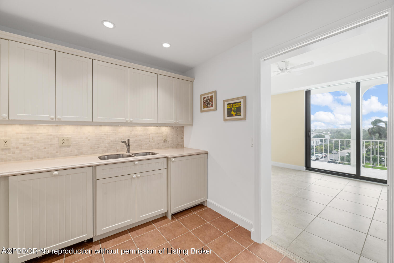2150 Ibis Isle Road, Unit PH 4 Palm Beach, FL 33480 - Photo 14 of 34 2150 Ibis Isle Rd PH4 Palm-large-013-018