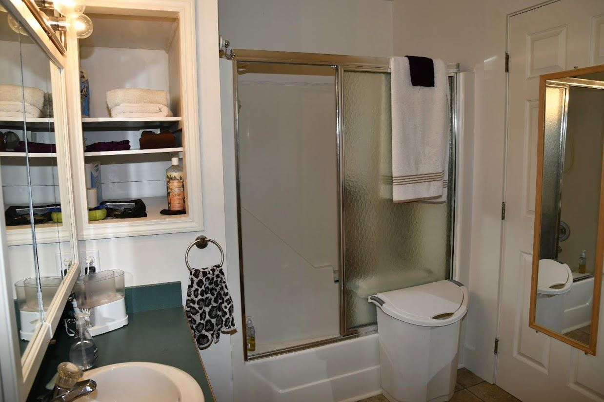 809 Bay Road Bay City, MI 48706 - Photo 29 of 42 Gallery Image 29