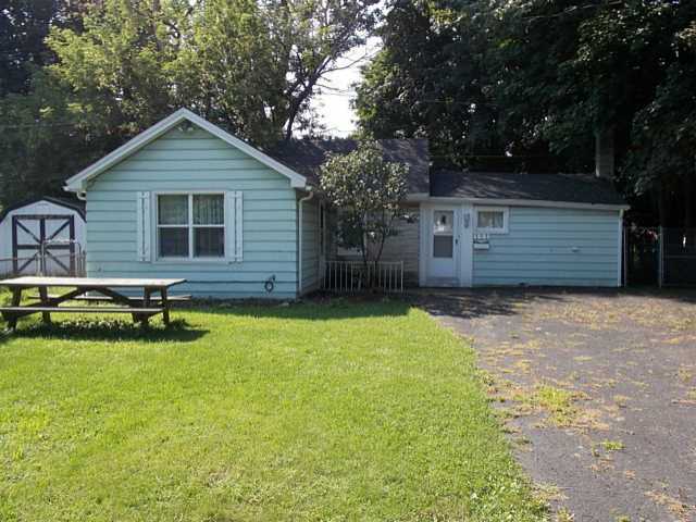 111 Leonard Road Greece, NY 14616 - Photo 1 of 1 Exterior Front