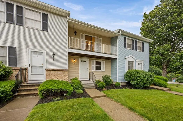 $220,000 | 3 Southfield Drive, Webster, NY 14580